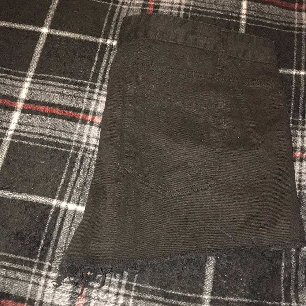 Shorts - Picture 2 of 2